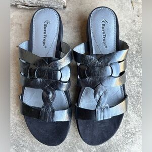 BareTraps Women's Black Anabelle leather Sandals Sz-9M. M